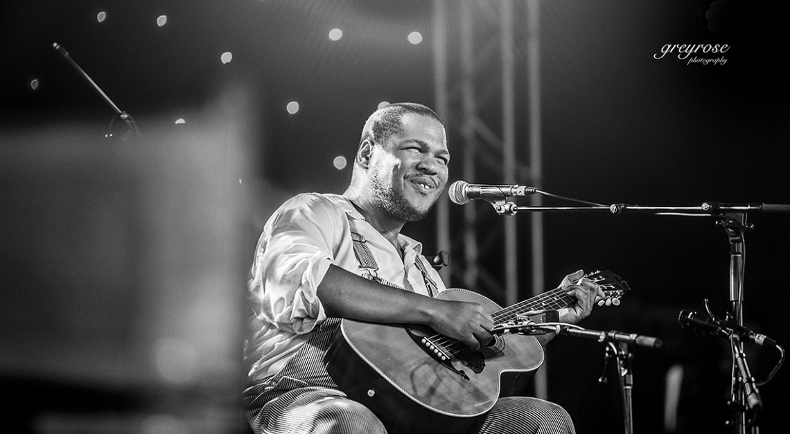 rBlind Boy Paxton Bluesfest2016 GreyRose BBP01